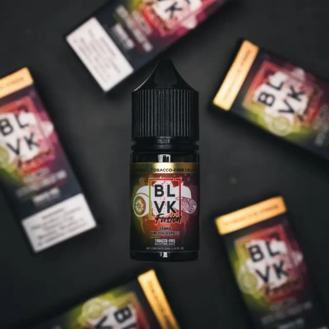 Kiwi pom berry ice by BLVK FUSION 30ml bottle