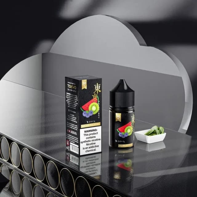 Lush kiwi berry by TOKYO GOLDEN series 30ml bottle